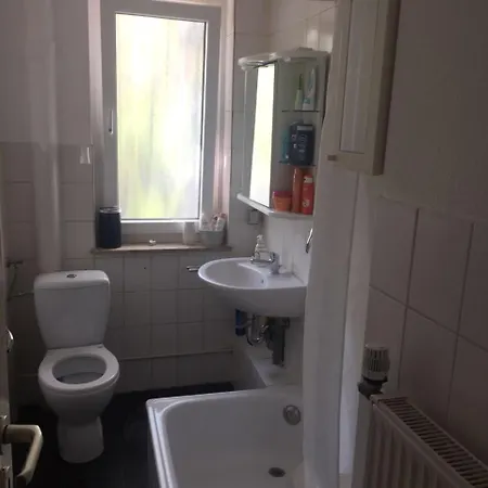 Private Including Breakfast Near Exhibition Center * Hanóver