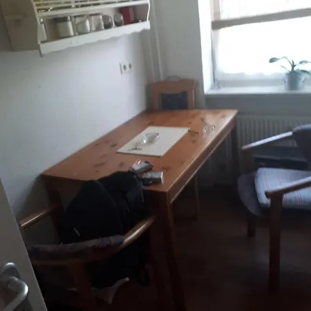 Private Including Breakfast Near Exhibition Center Hanovre